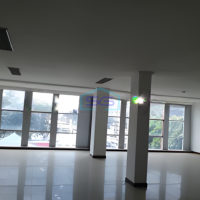 Dijual Ruko Gandeng di Jalan Besar Jakarta Barat Luas Bangunan 702m2
