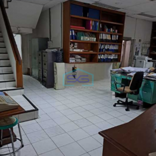 Dijual Ruko di Tomang Jakarta Barat Luas Bangunan 392m2 Tempat Strategis-4