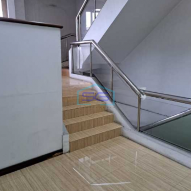 Dijual Ruko di Tomang Jakarta Barat Luas Bangunan 392m2 Tempat Strategis-2