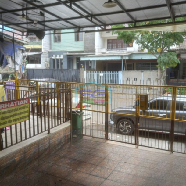 Dijual Ruko Lokasi Strategis di Daerah Grogol Jakarta Barat LB 256m2-1