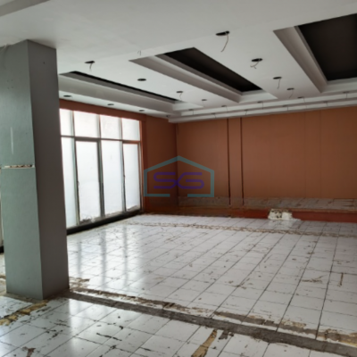 Disewakan Ruko Gandeng 2 di Jembatan Besi Jakarta Barat LB 391m2 Bebas Banjir