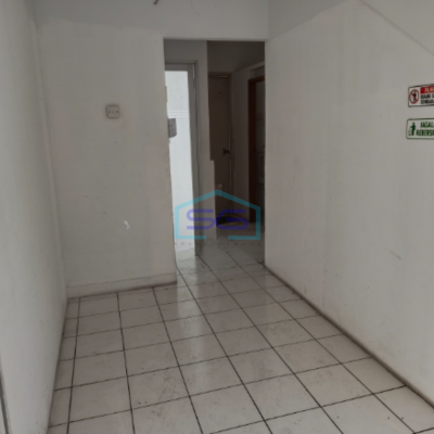 Disewakan Ruko Gandeng 2 di Jembatan Besi Jakarta Barat LB 391m2 Bebas Banjir