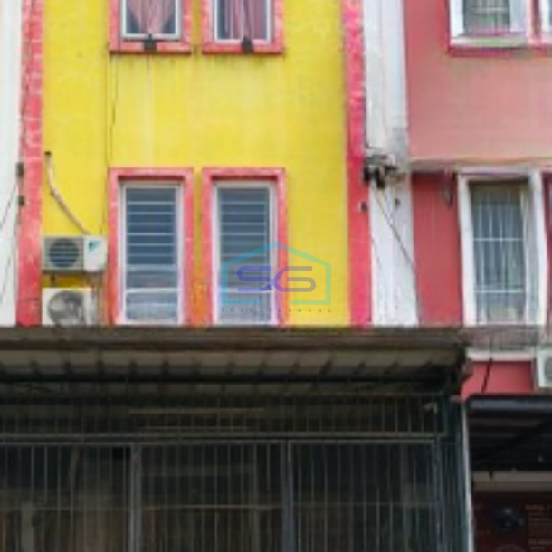 Disewakan  Ruko di Daerah Cipondoh Tangerang Siap Huni LB 320m2-1