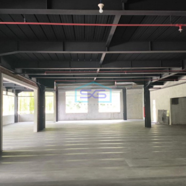 Disewakan Gedung Ruang Usaha di Pinggir Jalan Daerah Jakarta Selatan LB 2100m2-4