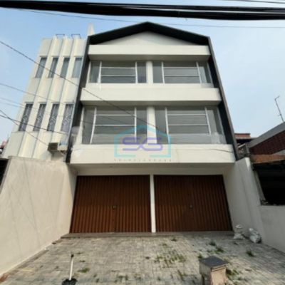 Dijual Ruko Strategis di Tanjung Duren Jakarta Barat Luas Bangunan 180m2
