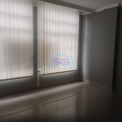 Dijual Ruko Di Green Lake City Jakarta Barat Siap Huni LB 236m2