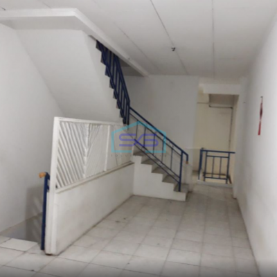 Disewakan Ruko Lokasi Strategis di Kebon Jeruk Jakarta Barat LB 196m2