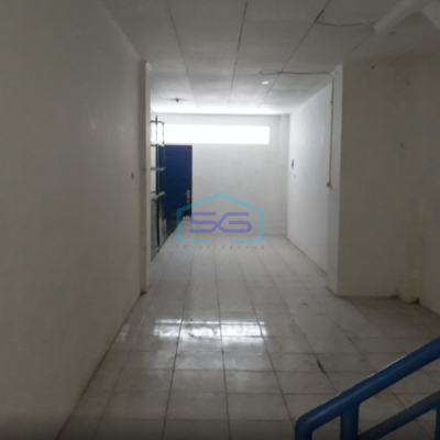 Disewakan Ruko Lokasi Strategis di Kebon Jeruk Jakarta Barat LB 196m2