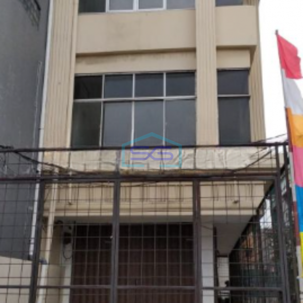 Dijual Cepat Ruko di Jakarta Pusat Luas Bangunan 192m2-1