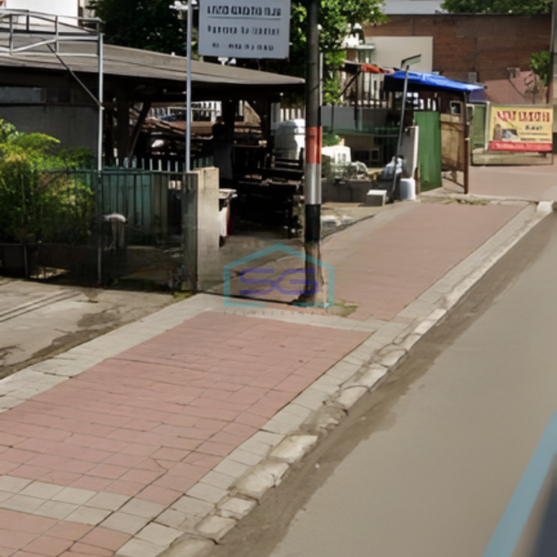 Dijual Tanah di Jakarta Barat Ada Bangunan di Pinggir Jalan Raya Jakarta Barat LT 1247m2-1