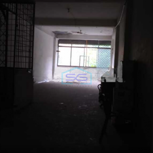 Dijual Ruko Strategis Luas Bangunan 448m2 di Jakarta Barat-3