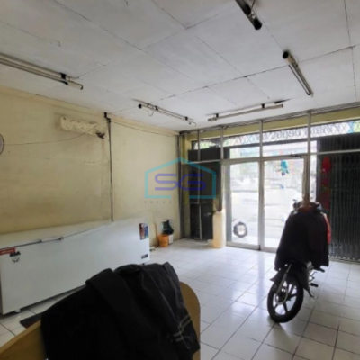 Disewakan Ruko 3 Lantai Lokasi Strategis Pinggir Jalan Raya Taman Palem Jakarta Barat-4