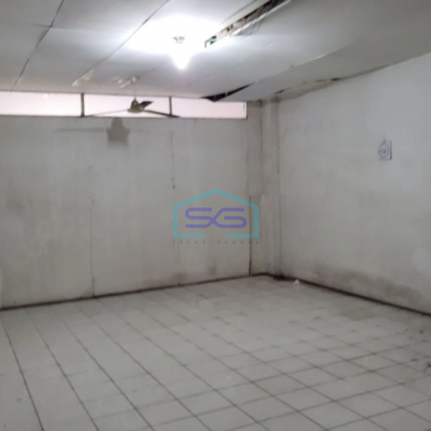 Disewakan Ruko 3 Lantai Lokasi Strategis Pinggir Jalan Raya Taman Palem Jakarta Barat-1