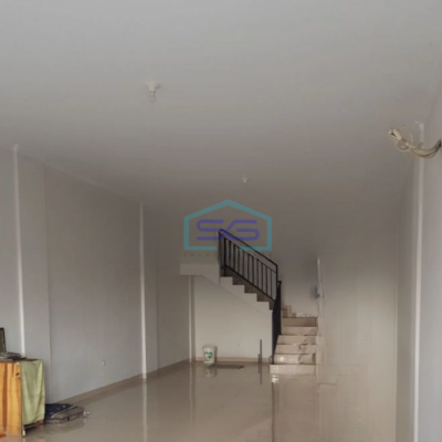 Dijual Ruko 3 Lantai Luas Bangunan  225 m² Lokasi Strategis di Cengkareng Jakarta Barat-4