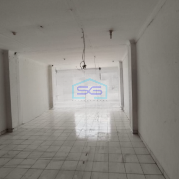 Dijual Ruko Luas Bangunan 234 m2 Lokasi Strategis di Taman Palem Jakarta Barat-2