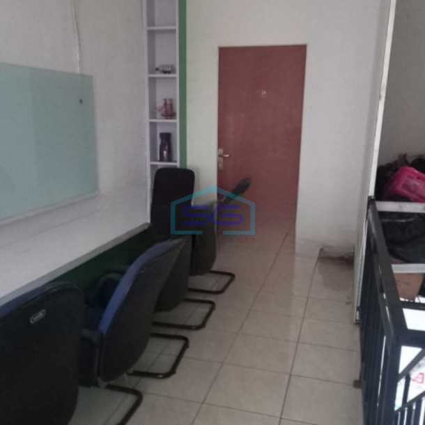 Dijual Ruko Luas Bangunan 240 m² Lokasi Strategis di Kalideres Jakarta Barat-2