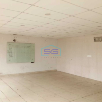 Dijual Kantor Luas Bangunan  637 m² Lokasi Bebas Banjir di Pagedangan Tangerang