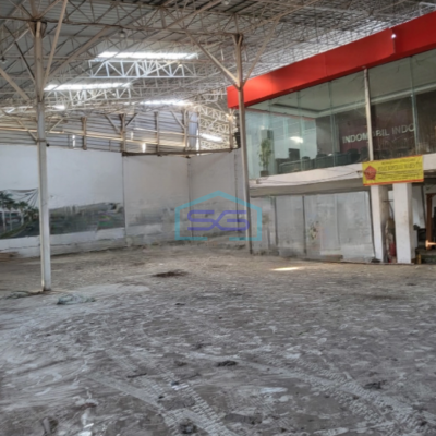 Dijual Gudang Luas Bangunan  3000 m² Lokasi Strategis di Benda Tangerang