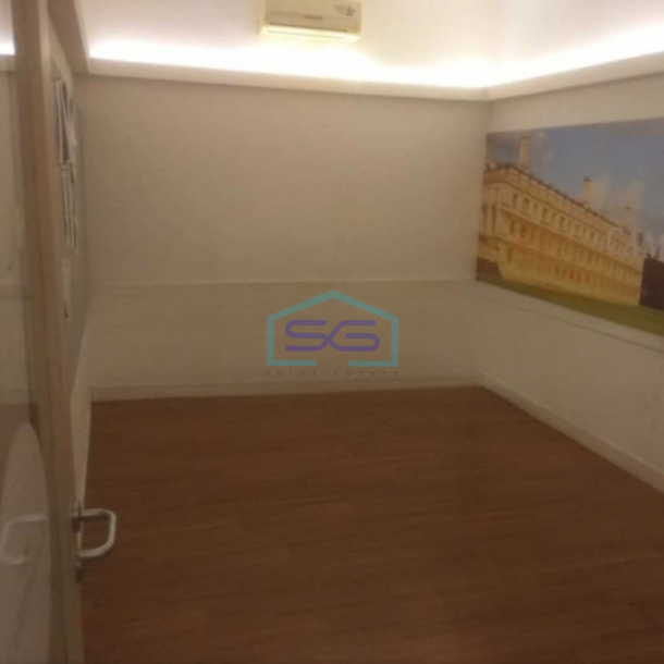 Dijual Kantor Luas Tanah 164 m² Lokasi Strategis di Karawaci Tangerang-4