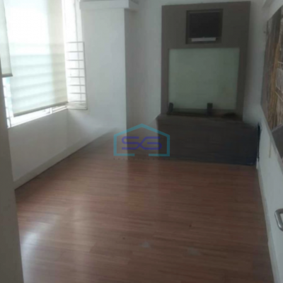 Dijual Kantor Luas Tanah 164 m² Lokasi Strategis di Karawaci Tangerang