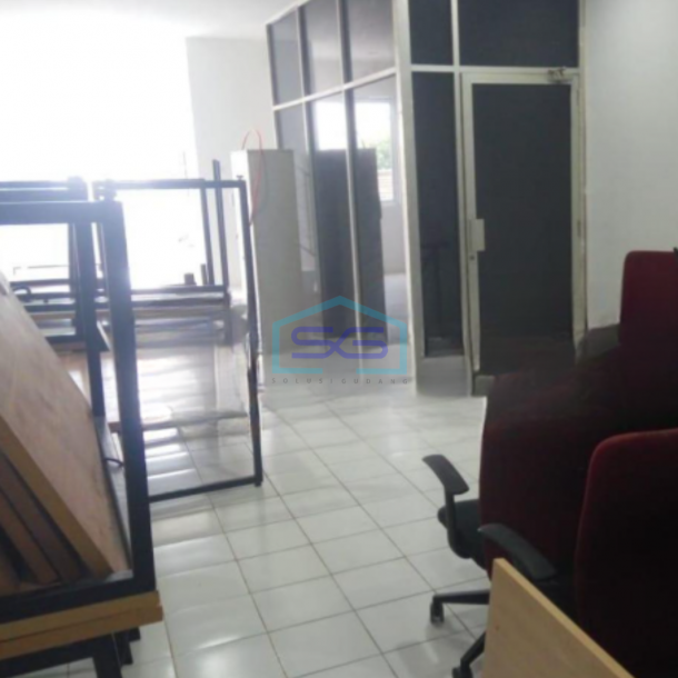 Dijual Ruko Luas Bangunan 200 m² Lokasi Bebas Banjir di Kalideres Jakarta Barat-2