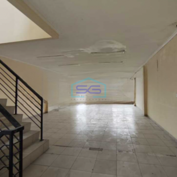 Dijual Ruko 3 Lantai Luas Bangunan  376 m² Lokasi Tangerang-2