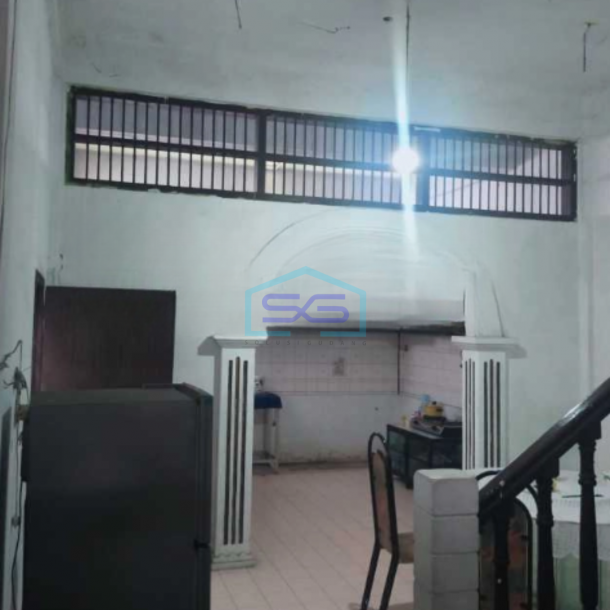 Dijual Cepat Ruko 2 Lantai Luas Tanah  236 m² Lokasi Jelutung Jambi-4