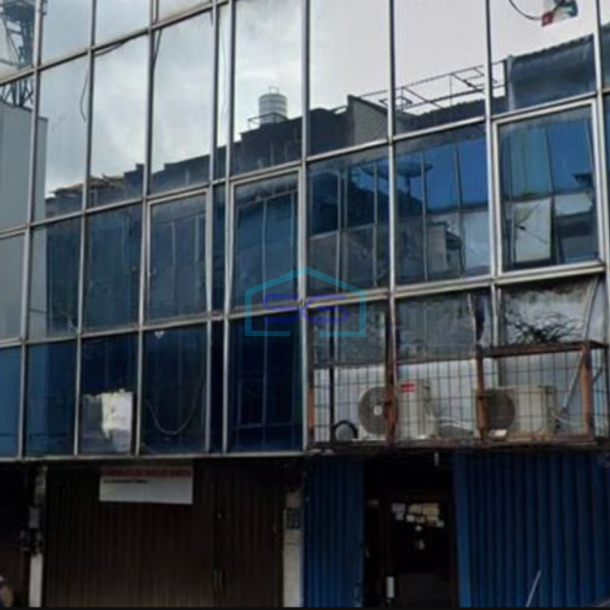 Disewakan Ruko Luas Bangunan   280 m² Lokasi Pluit Jakarta Utara-1