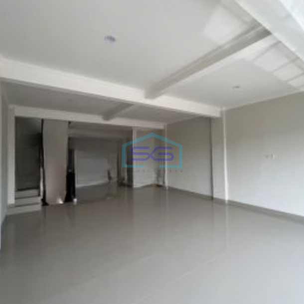 Disewakan Ruko Lokasi Strategis di Poris Tangerang Luas Bangunan 250 m²-2