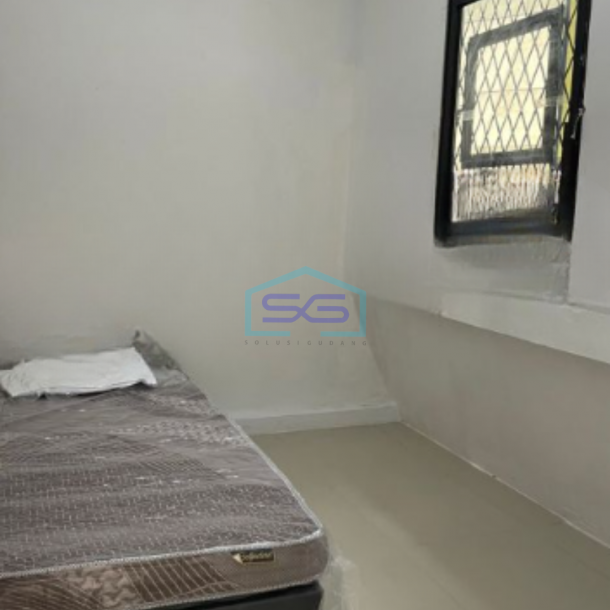 Dijual Ruko Lokasi Strategis Luas Bangunan 200 m² Lokasi Mangga Dua Jakarta Barat-2