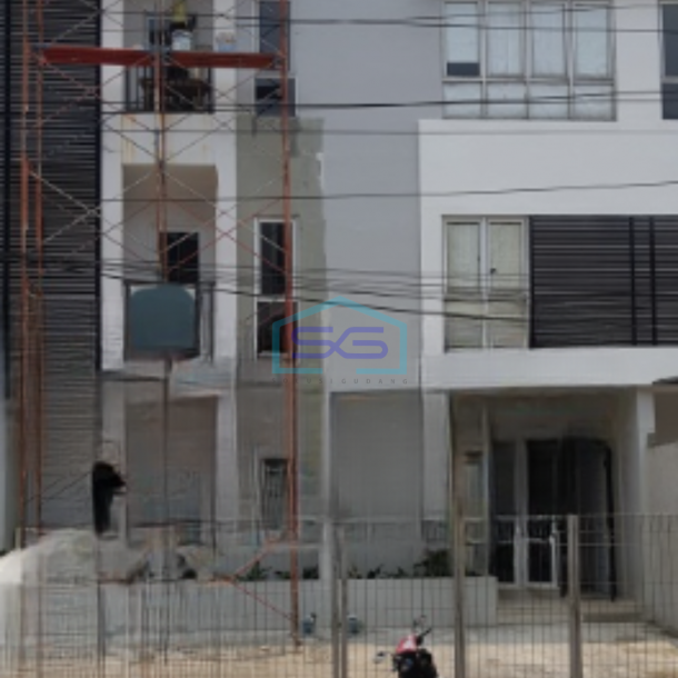 Dijual Ruko 3 Lantai Lokasi Strategis di Cengkareng Jakarta Barat Luas Tanah 100 m2-1