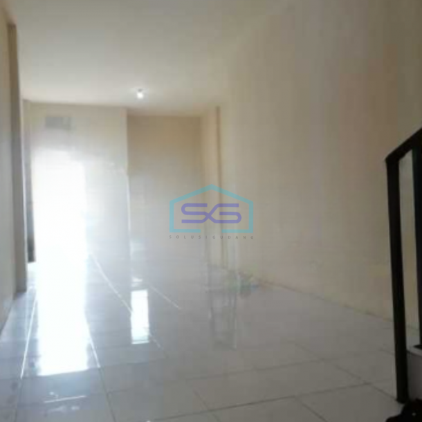 Dijual Ruko Lokasi Strategis di Cengkareng Jakarta Barat Kondisi Bagus-1