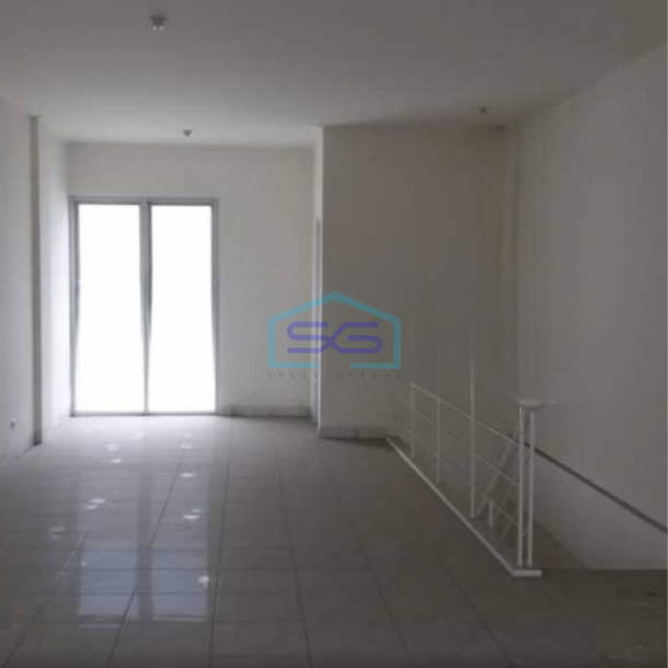 Dijual Ruko 2 Lantai Luas Bangunan  135 m² Lokasi Bebas Banjir di Cikupa Tangerang-3