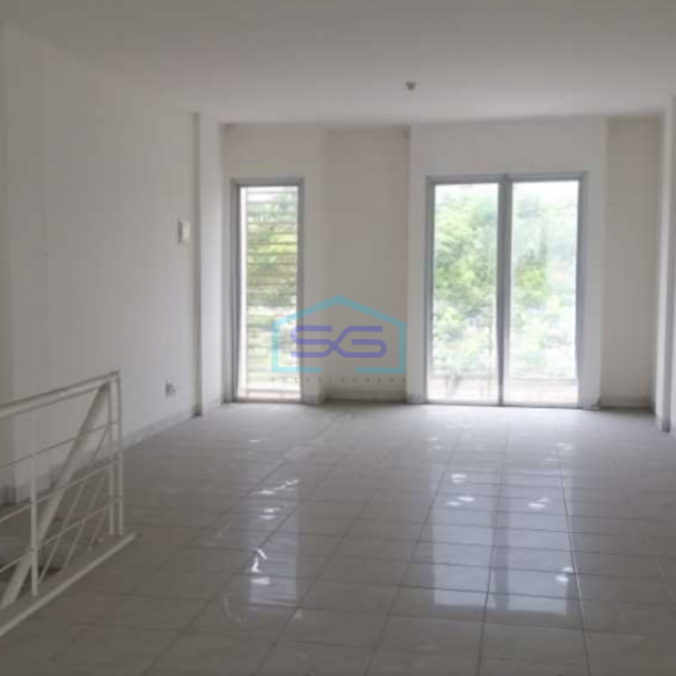 Dijual Ruko 2 Lantai Luas Bangunan  135 m² Lokasi Bebas Banjir di Cikupa Tangerang-2