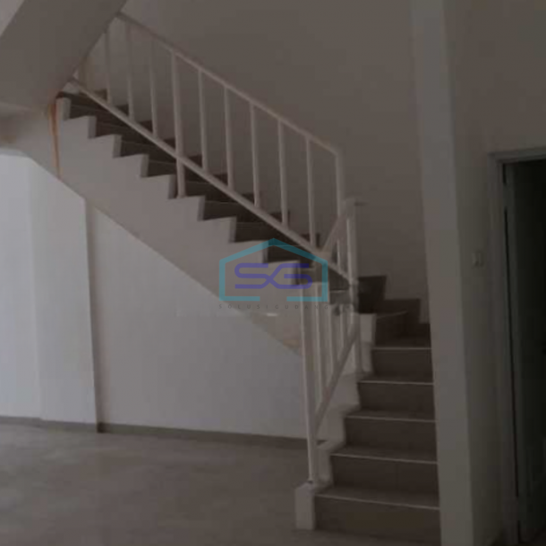 Disewakan Cepat Ruko Bebas Banjir Luas Bangunan 294 m²  di Tangerang-3