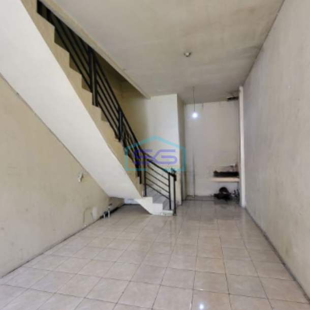 Dijual Ruko Siap Huni Luas Bangunan  120 m² Lokasi di Kapuk Jakarta Utara-2