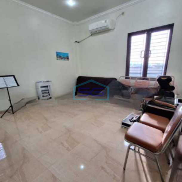 Dijual Cepat Ruko Murah Luas Tanah 404 m² Lokasi di Duri Kepa Jakarta Barat-1