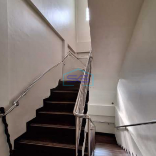 Dijual Cepat Ruko Murah Luas Tanah 404 m² Lokasi di Duri Kepa Jakarta Barat-2