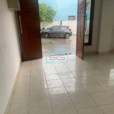 Dijual cepat Ruang Usaha 4 lantai di Kemayoran, Jakarta Pusat