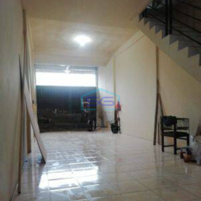 Disewakan Cepat Ruko 2,5 lantai di Cengkareng Indah