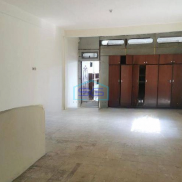 Disewakan Ruko di Penjaringan Jakarta Utara Luas Bangunan 215 m²-1