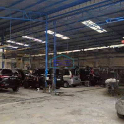 Dijual Tanah dan Bangunan Luas 2422 m² di Jalan Utama Kebon Jeruk Jakarta Barat