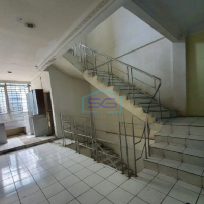 Dijual Ruko Luas Bangunan 300 m² Lokasi Pluit Jakarta Utara