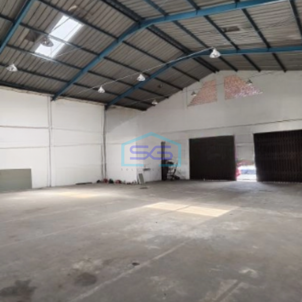 Dijual Gudang Ada Kantor Luas Tanah 725 m² Lokasi Cikokol Tangerang-1