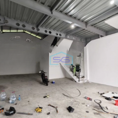 Disewakan Gudang Akses Container 40 Feet Luas Bangunan  190 m² Lokasi Kapuk Kamal Jakarta Barat