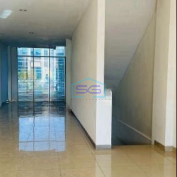 Disewakan Ruko Luas Bangunan  337 m² Lokasi Pantai Indah Kapuk Jakarta Utara-2