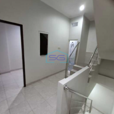 Disewakan Ruko Jelambar 3 Lantai Pinggir Jalan Raya Jelambar Jakarta Barat Luas Bangunan 150m2