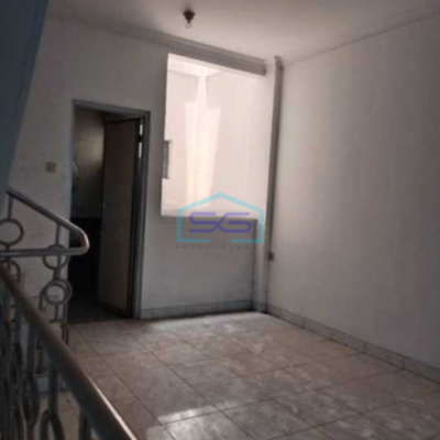 Dijual Ruko Tanah Sereal 3.5 Lantai di Tambora Jembatan Besi Jakarta Barat LB 202m2