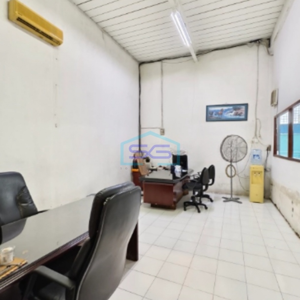 Dijual Gudang Komplek Pergudangan Miami Kalideres Jakarta Barat LT 690m2 Siap Huni-4