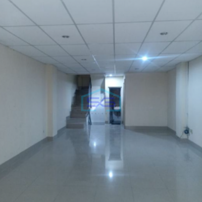 Dijual Ruko Bisnis di Kebon Jeruk Jakarta Barat Luas Bangunan 300m2